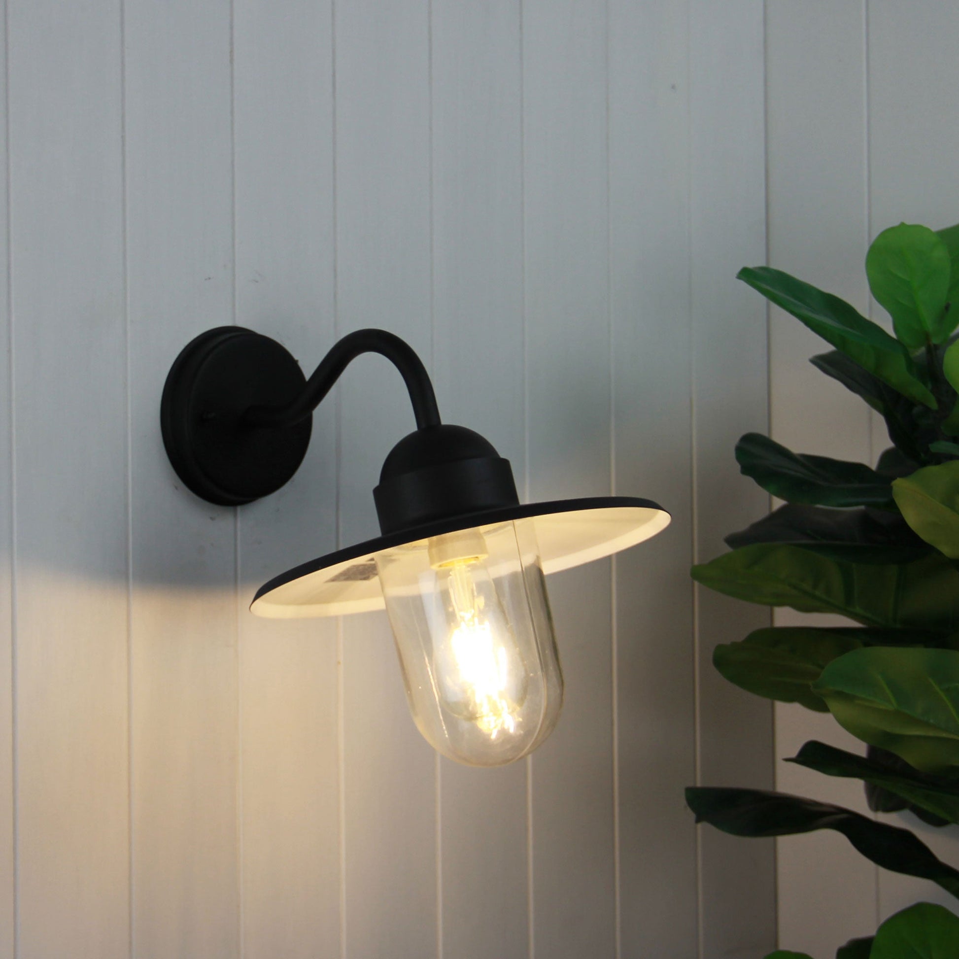 Alley 1 Light Wall Light Black - OL7880BK-Exterior Wall Lights-Oriel Lighting